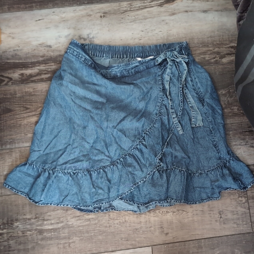 LC Lauren Conrad Blue Denim Skirt